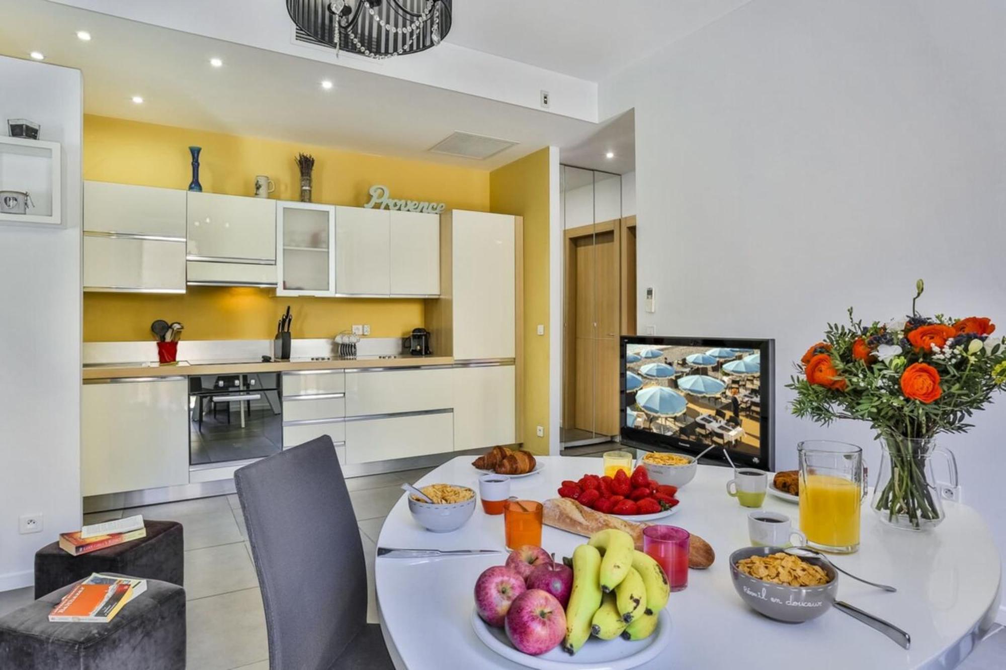 France 82 D - 2 Rooms - Terrace - 1 Min To The Sea Νίκαια Εξωτερικό φωτογραφία
