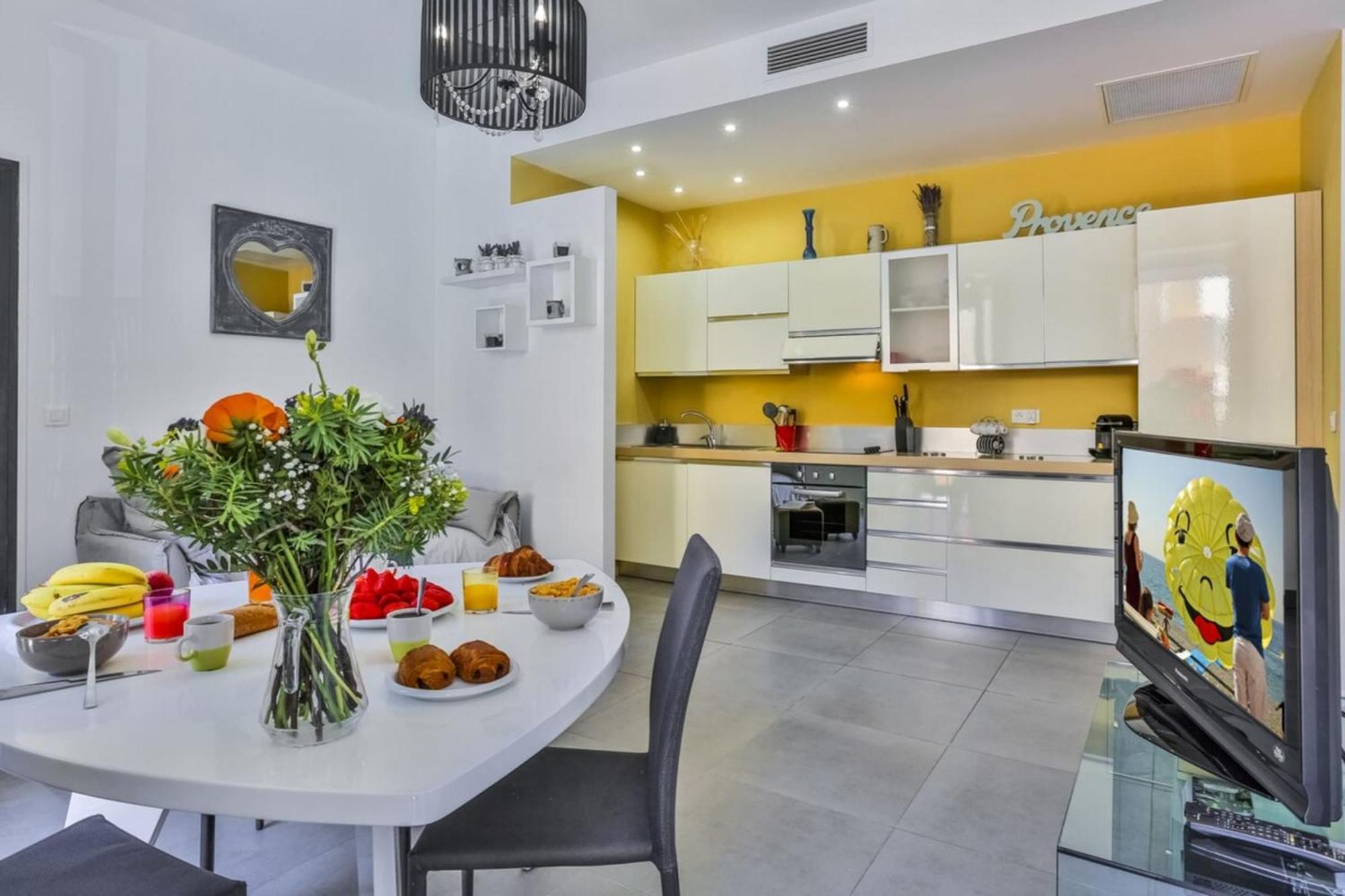 France 82 D - 2 Rooms - Terrace - 1 Min To The Sea Νίκαια Εξωτερικό φωτογραφία